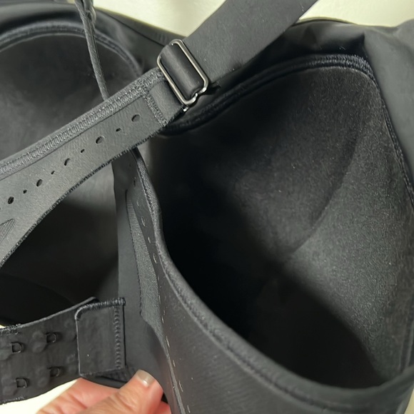 NWT Athleta Phenomena Sports Bra, 32DD - Picture 8 of 8